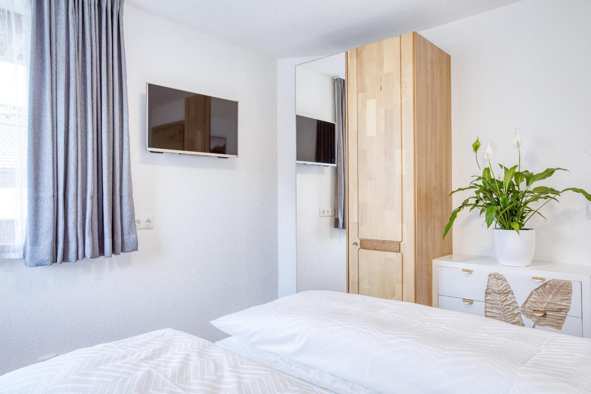 Chill Out Apartments Ландек Екстериор снимка